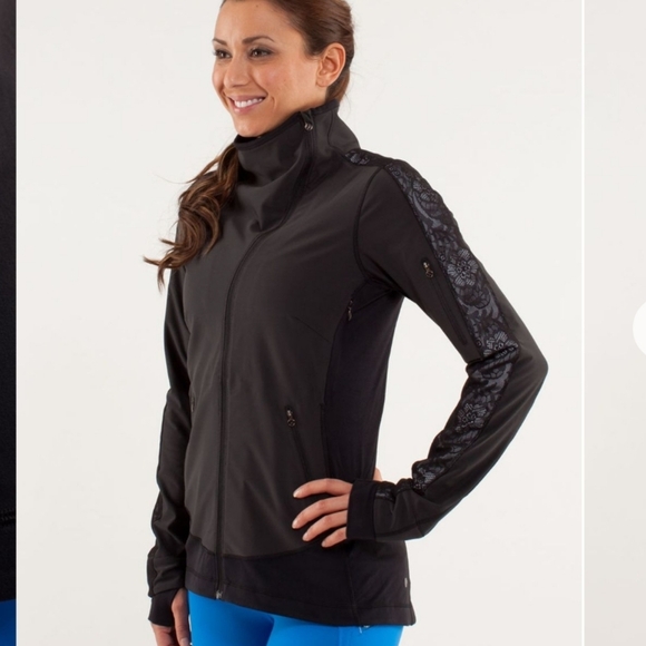 Lululemon Run: Draft Dodger Jacket Women's Size 4 - Picture 1 of 11